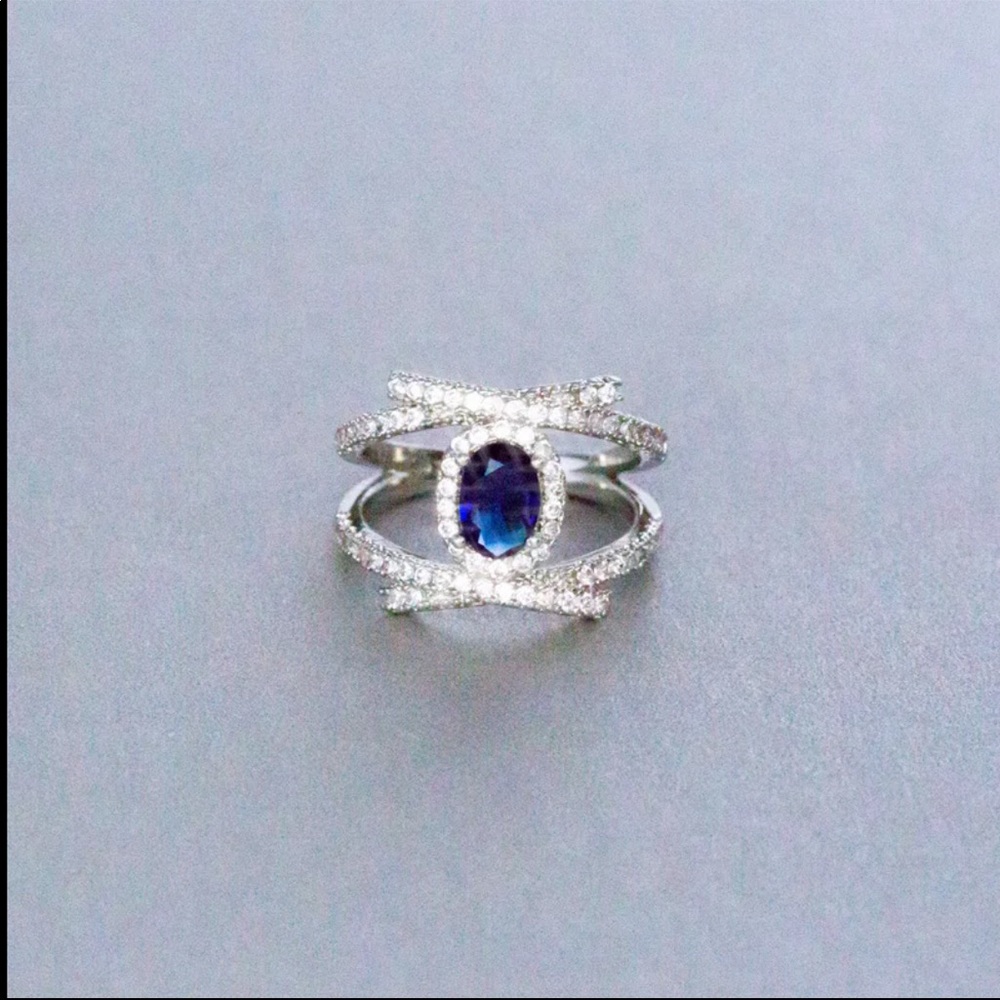 New Women’s Party 925 Silver Sapphire Ring 💍 - Picture 3 of 5
